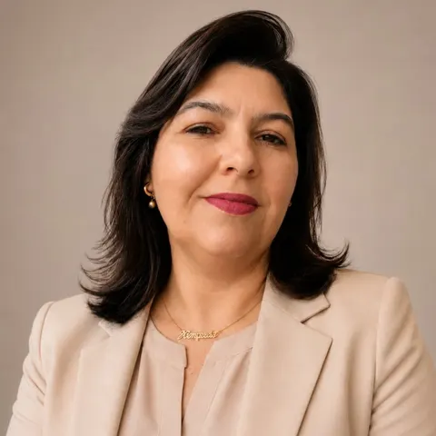 Aline Lattuf, Análise Contábil